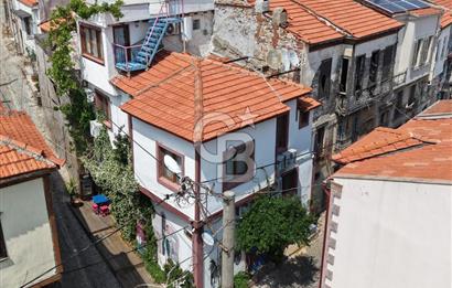 AYVALIK FETHİYE MAHALLESİNDE MERKEZİ KONUMDA BUTİK OTEL