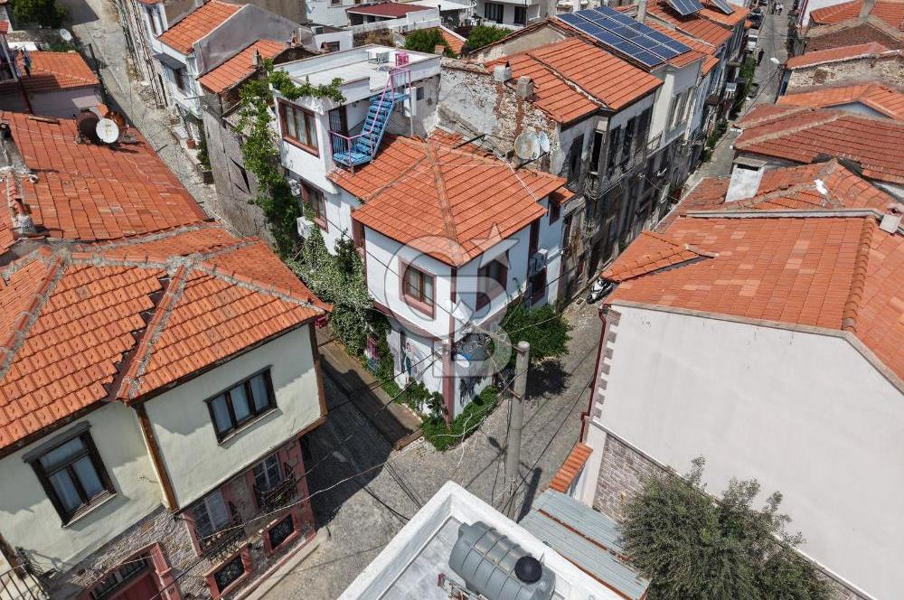 AYVALIK FETHİYE MAHALLESİNDE MERKEZİ KONUMDA BUTİK OTEL