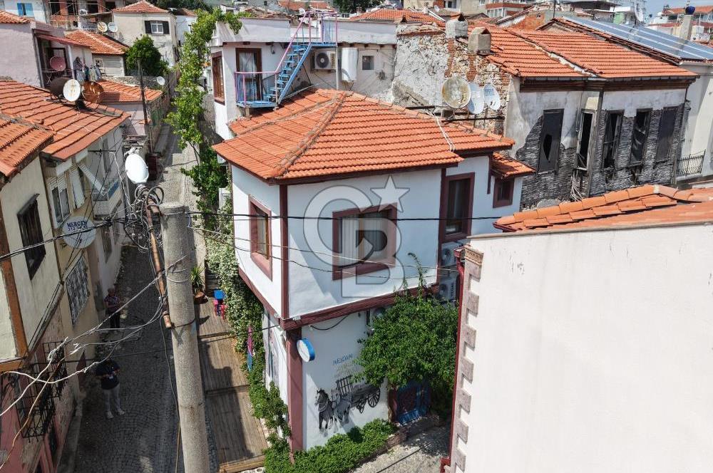 AYVALIK FETHİYE MAHALLESİNDE MERKEZİ KONUMDA BUTİK OTEL