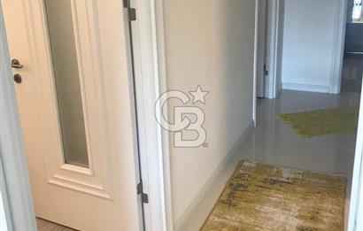 KARŞIYAKA CUMHURİYET MH'DE 2+1 SATILIK 90m2 ARAKAT DAİRE