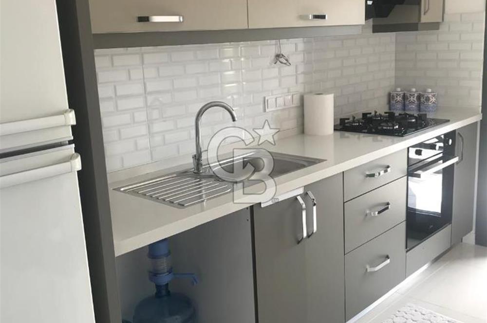 KARŞIYAKA CUMHURİYET MH'DE 2+1 SATILIK 90m2 ARAKAT DAİRE