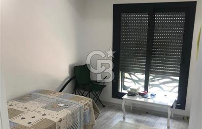 KARŞIYAKA CUMHURİYET MH'DE 2+1 SATILIK 90m2 ARAKAT DAİRE