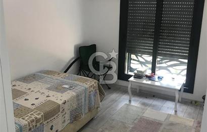 KARŞIYAKA CUMHURİYET MH'DE 2+1 SATILIK 90m2 ARAKAT DAİRE