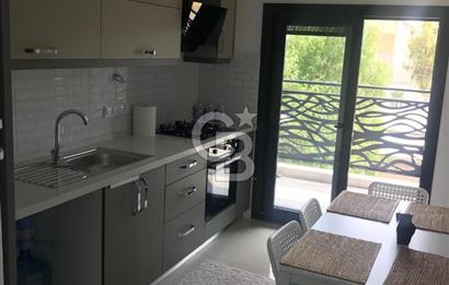 KARŞIYAKA CUMHURİYET MH'DE 2+1 SATILIK 90m2 ARAKAT DAİRE