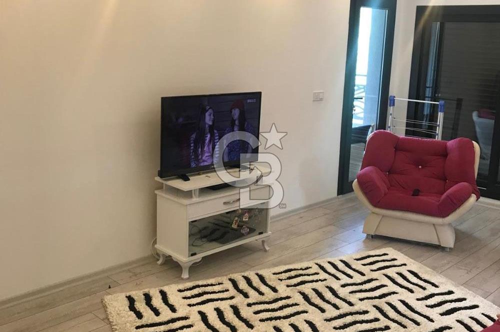 KARŞIYAKA CUMHURİYET MH'DE 2+1 SATILIK 90m2 ARAKAT DAİRE
