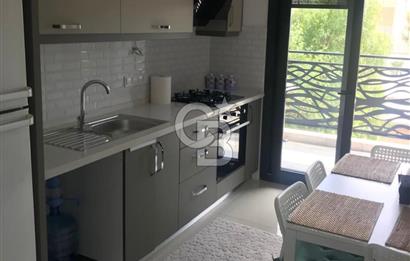 KARŞIYAKA CUMHURİYET MH'DE 2+1 SATILIK 90m2 ARAKAT DAİRE