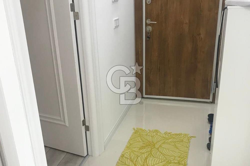KARŞIYAKA CUMHURİYET MH'DE 2+1 SATILIK 90m2 ARAKAT DAİRE