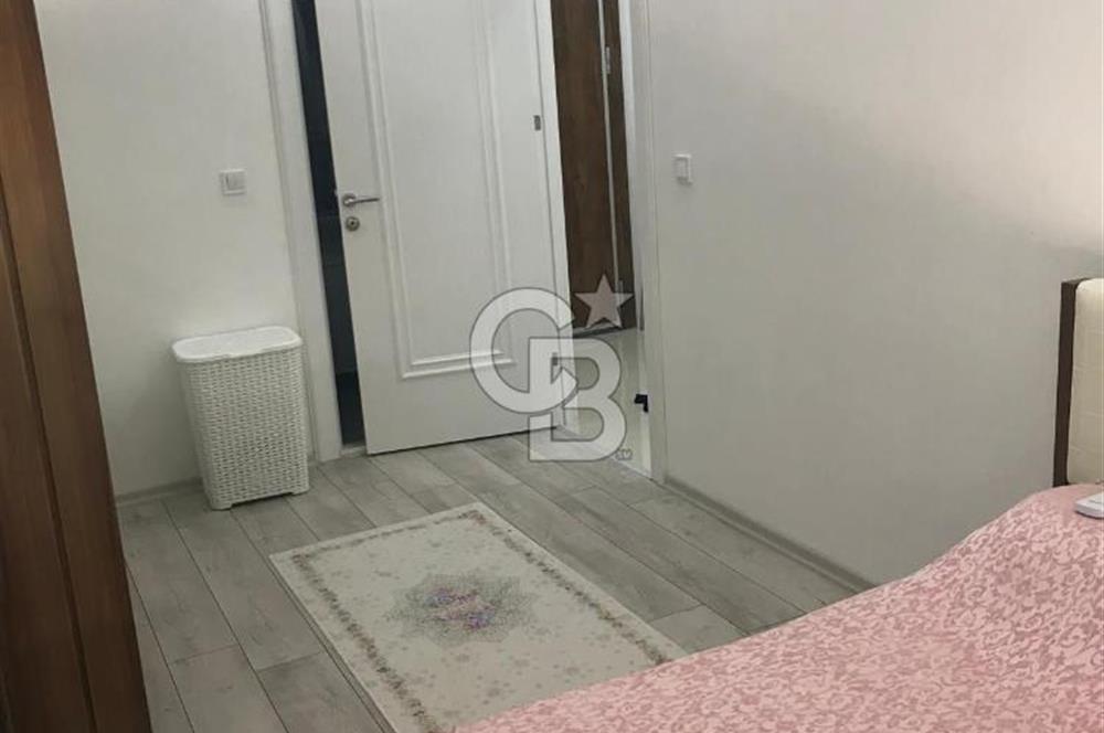 KARŞIYAKA CUMHURİYET MH'DE 2+1 SATILIK 90m2 ARAKAT DAİRE