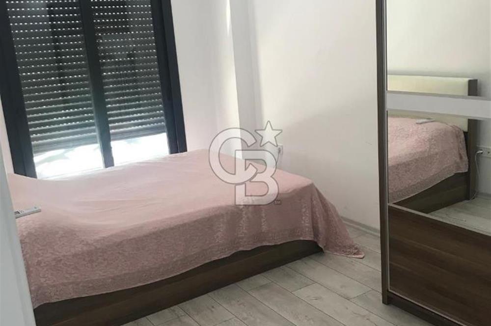 KARŞIYAKA CUMHURİYET MH'DE 2+1 SATILIK 90m2 ARAKAT DAİRE