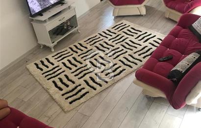 KARŞIYAKA CUMHURİYET MH'DE 2+1 SATILIK 90m2 ARAKAT DAİRE