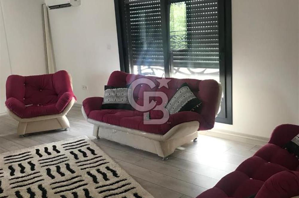 KARŞIYAKA CUMHURİYET MH'DE 2+1 SATILIK 90m2 ARAKAT DAİRE