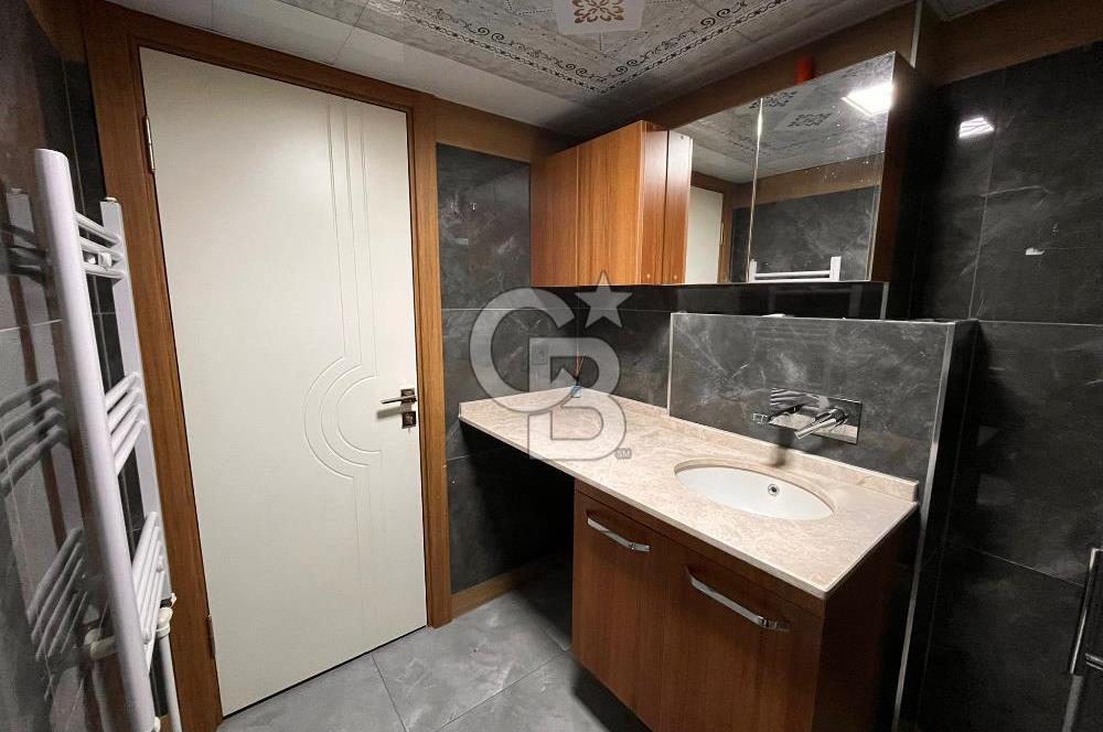 Esatpaşa Mahallesi’nde Site içerisinde Havuzlu Kiralık 2+1 Daire