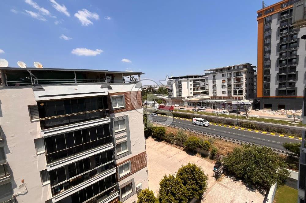 Esatpaşa Mahallesi’nde Site içerisinde Havuzlu Kiralık 2+1 Daire
