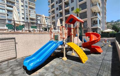 MARKA 270 SİTESİNDE ARA KAT SIFIR LÜKS 3+1 DAİRE