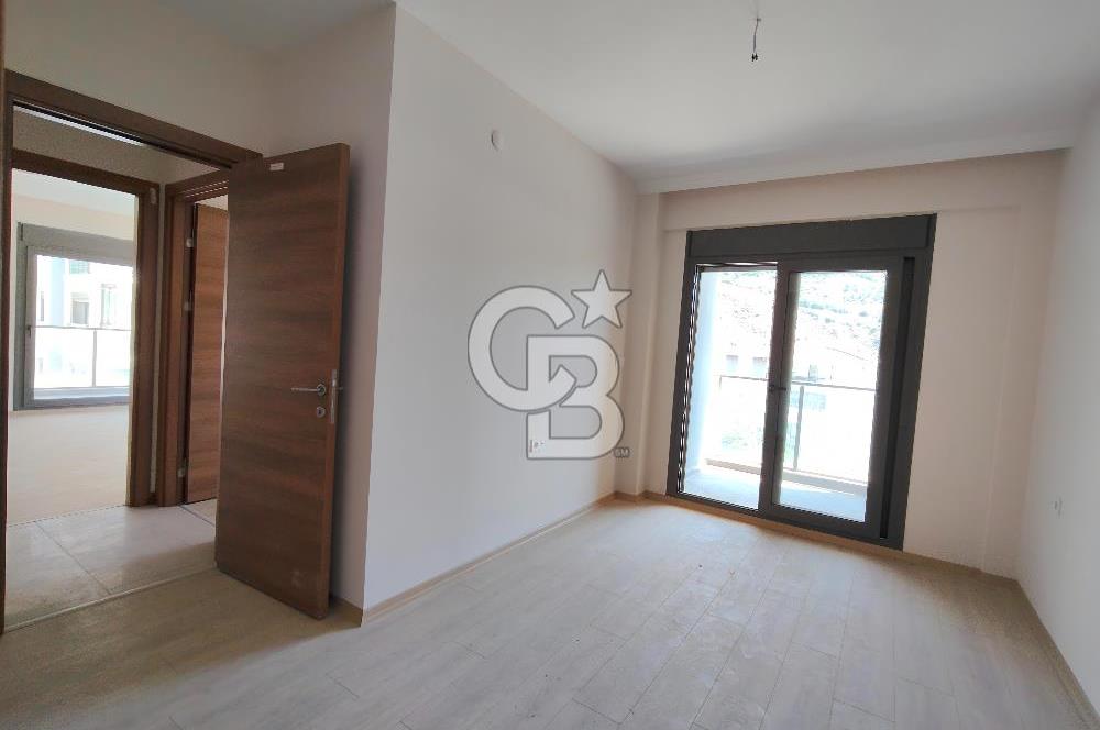 MARKA 270 SİTESİNDE ARA KAT SIFIR LÜKS 3+1 DAİRE