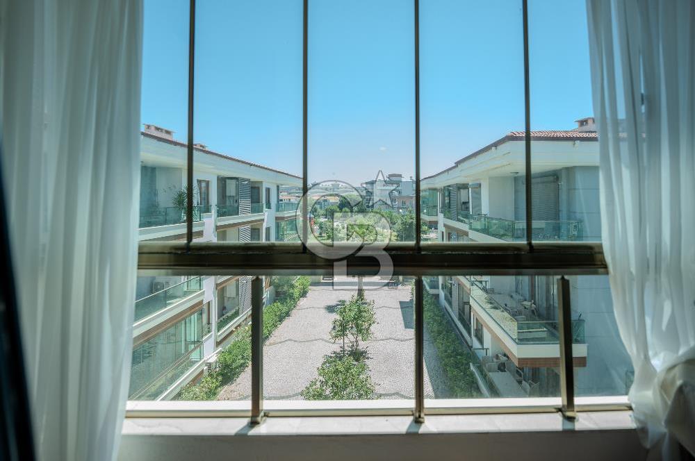 SEFERİNAPOLİ YAŞAM EVLERİ SİTESİNDE 3+1 SATILIK 145m2 DAİRE