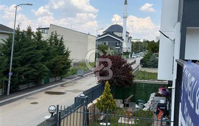 ÇANKAYA AHLATLIBEL'DE İSKANLI,PEYZAJLI,VİSTA YANI SATILIK VİLLA