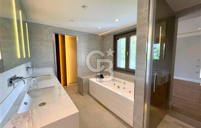 CB ENVOY | Kartepe'de Müstakil Havuzlu Site İçi 4+1 Lüks Villa