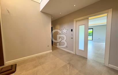 CB ENVOY | Kartepe'de Müstakil Havuzlu Site İçi 4+1 Lüks Villa