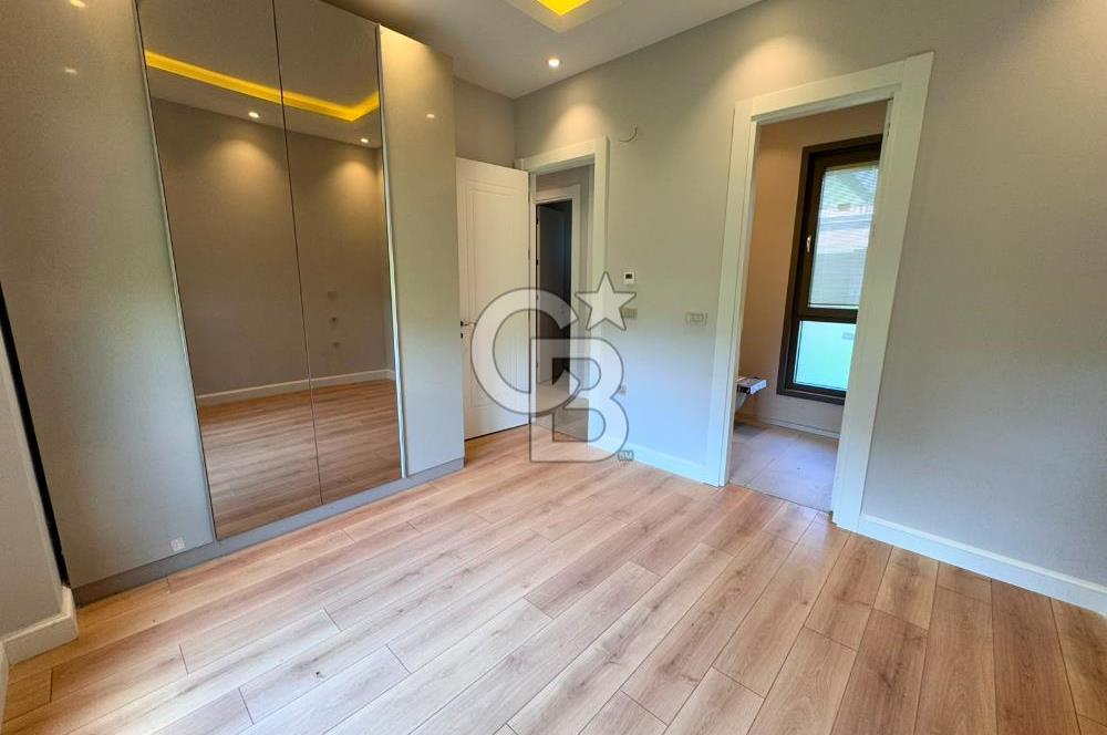 CB ENVOY | Kartepe'de Müstakil Havuzlu Site İçi 4+1 Lüks Villa