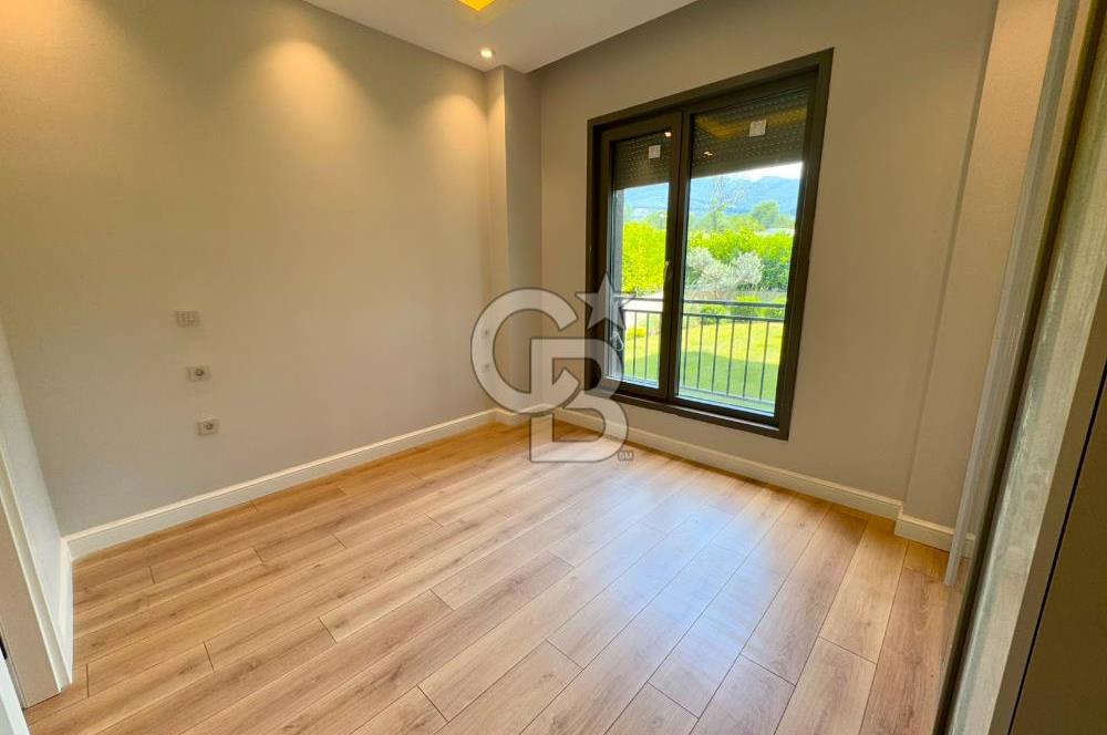 CB ENVOY | Kartepe'de Müstakil Havuzlu Site İçi 4+1 Lüks Villa