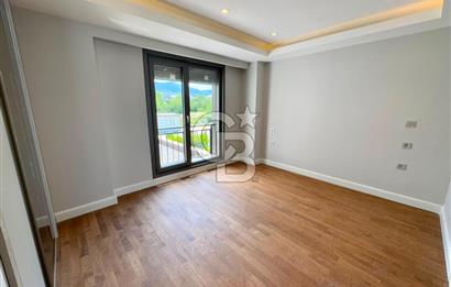 CB ENVOY | Kartepe'de Müstakil Havuzlu Site İçi 4+1 Lüks Villa