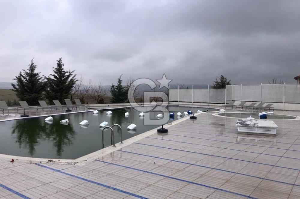 GOLF KENT SİTESİNDE SATILIK VİLLA