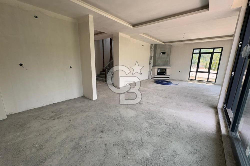ENVOY| Başiskele'de Körfez Manzaralı Site İçi 4+1 Tripleks Villa