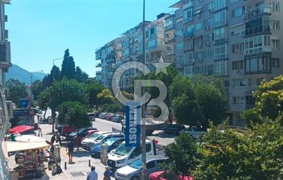 Göztepe Metro Yanı,Amerikan Koleji Karşısı Satılık Ferah 3+1