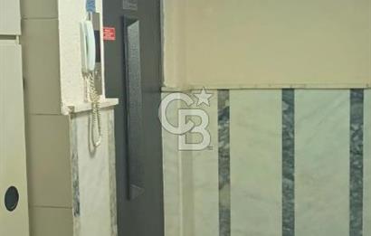 Göztepe Metro Yanı,Amerikan Koleji Karşısı Satılık Ferah 3+1