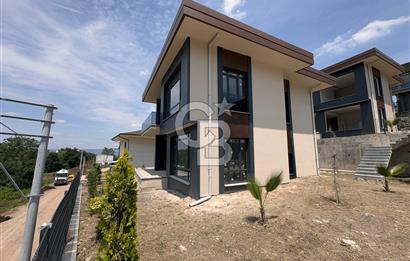 ENVOY| Başiskele'de Körfez Manzaralı Site İçi 4+1 Tripleks Villa