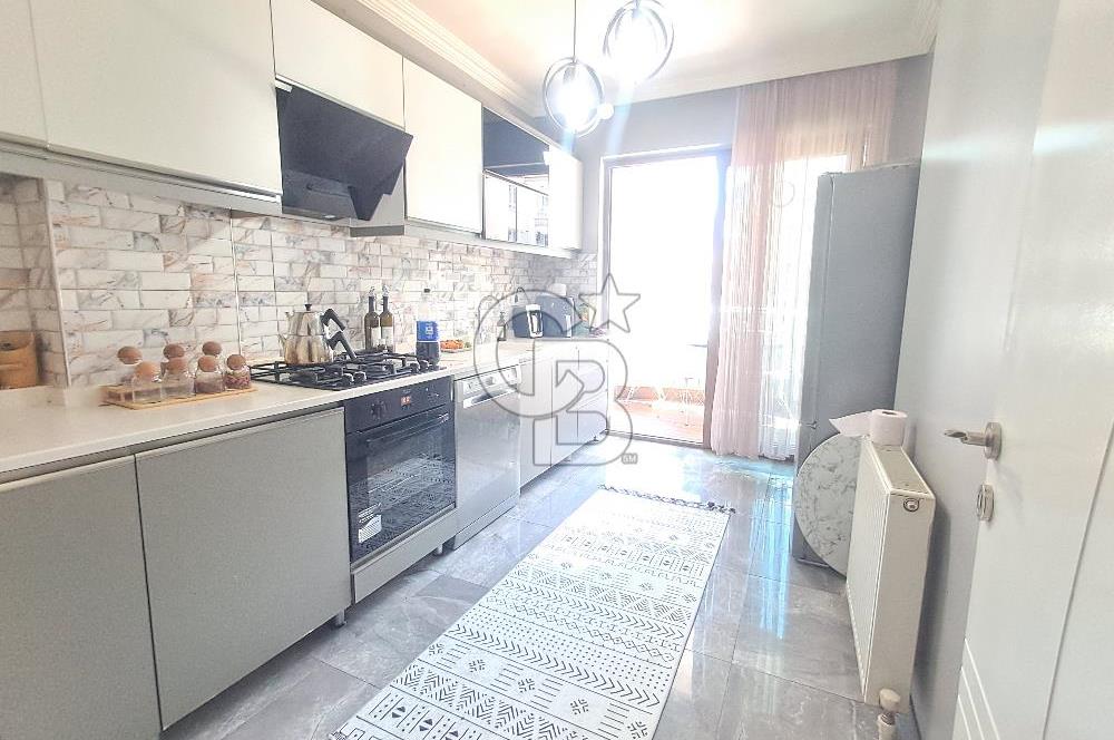 Vedat Dolakay'da ful + ful yapılı 3+1 satılık daire