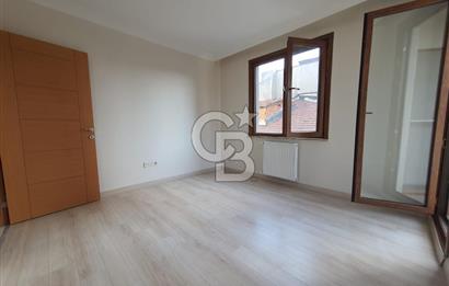 Maltepe Bağlarbaşı'nda Satılık Geniş 3+1 Daire
