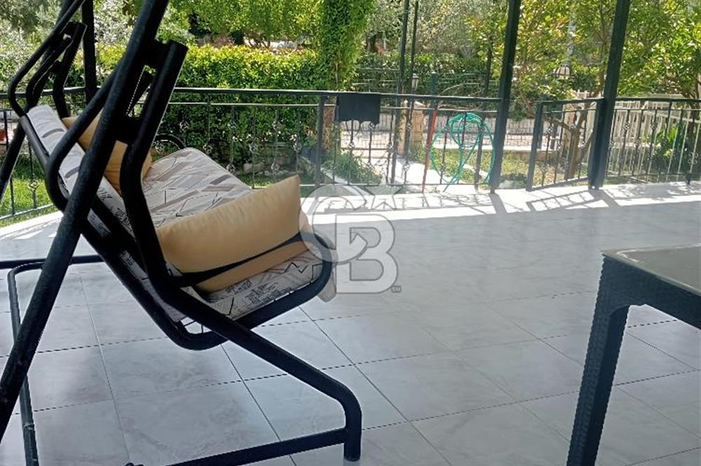KUŞADASI DAVUTLARDA SİTE İÇERİSİNDE SATILIK TRİPLEKS VİLLA