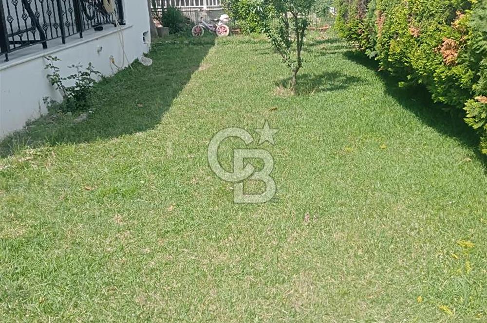 KUŞADASI DAVUTLARDA SİTE İÇERİSİNDE SATILIK TRİPLEKS VİLLA