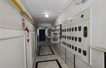 ÇİĞLİ İNÖNÜ MAHALLESİ SİTE İÇİ K.MUTFAK SATILIK 2+1 DAİRE