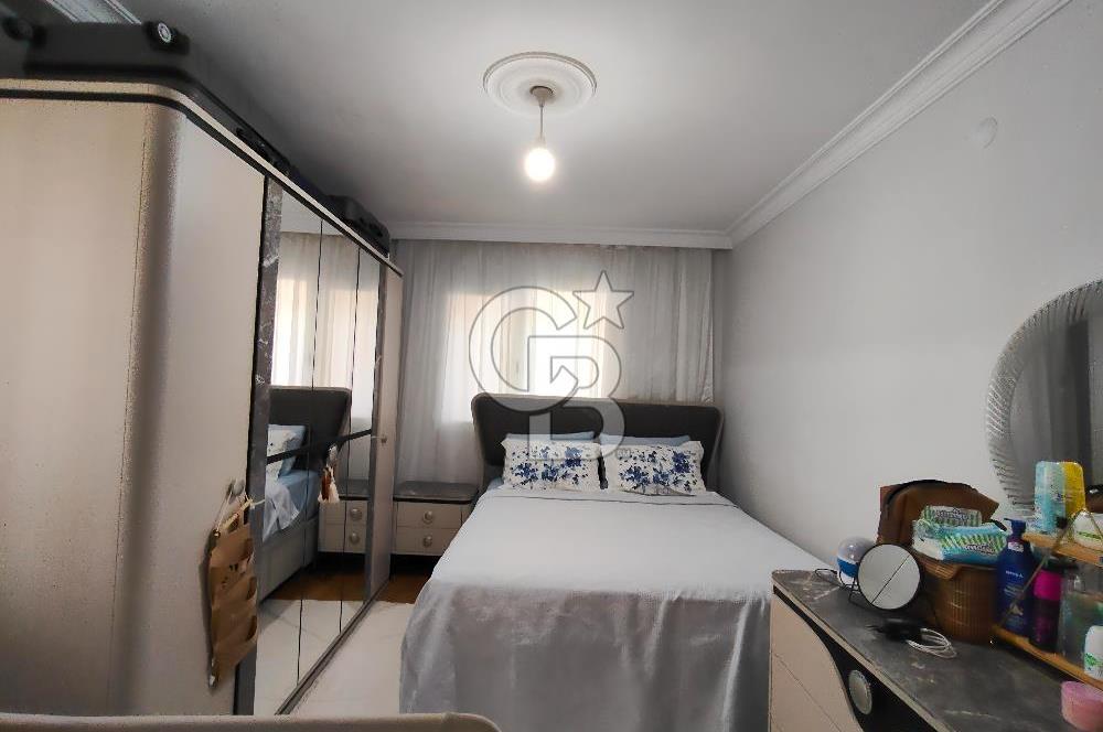 ÇİĞLİ İNÖNÜ MAHALLESİ SİTE İÇİ K.MUTFAK SATILIK 2+1 DAİRE