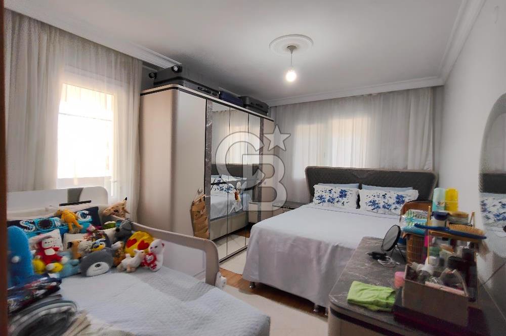 ÇİĞLİ İNÖNÜ MAHALLESİ SİTE İÇİ K.MUTFAK SATILIK 2+1 DAİRE