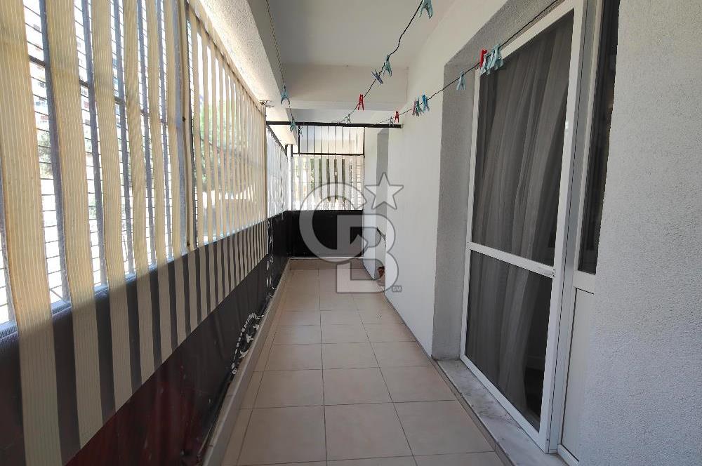 ÇİĞLİ İNÖNÜ MAHALLESİ SİTE İÇİ K.MUTFAK SATILIK 2+1 DAİRE