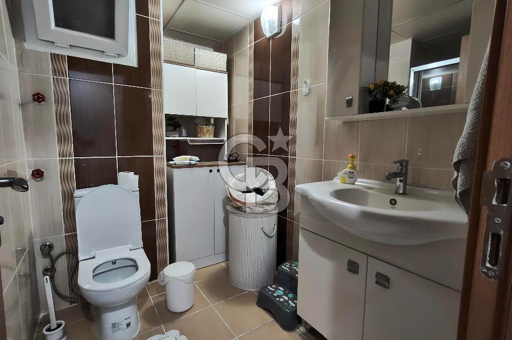 ÇİĞLİ İNÖNÜ MAHALLESİ SİTE İÇİ K.MUTFAK SATILIK 2+1 DAİRE