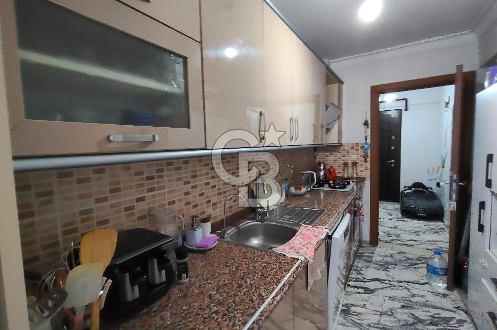 ÇİĞLİ İNÖNÜ MAHALLESİ SİTE İÇİ K.MUTFAK SATILIK 2+1 DAİRE