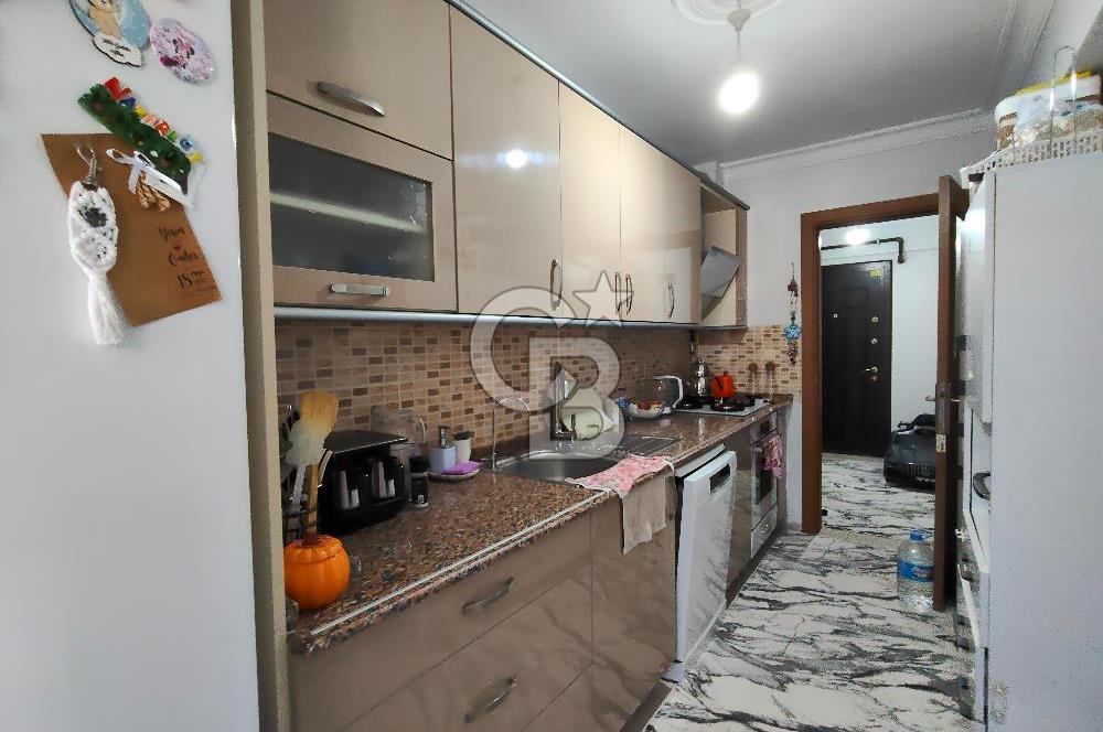 ÇİĞLİ İNÖNÜ MAHALLESİ SİTE İÇİ K.MUTFAK SATILIK 2+1 DAİRE