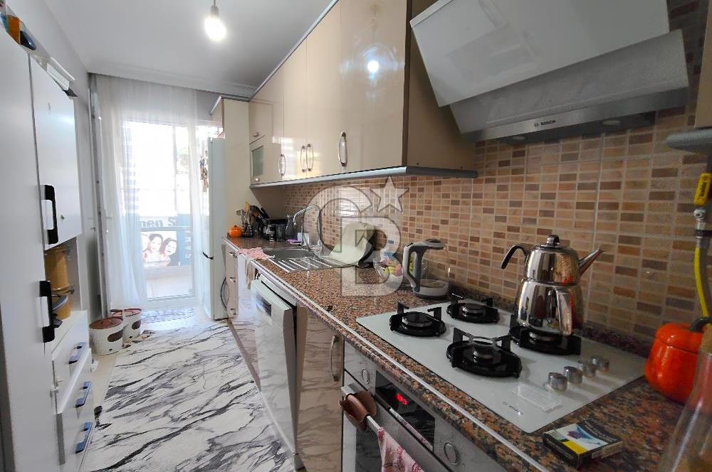 ÇİĞLİ İNÖNÜ MAHALLESİ SİTE İÇİ K.MUTFAK SATILIK 2+1 DAİRE