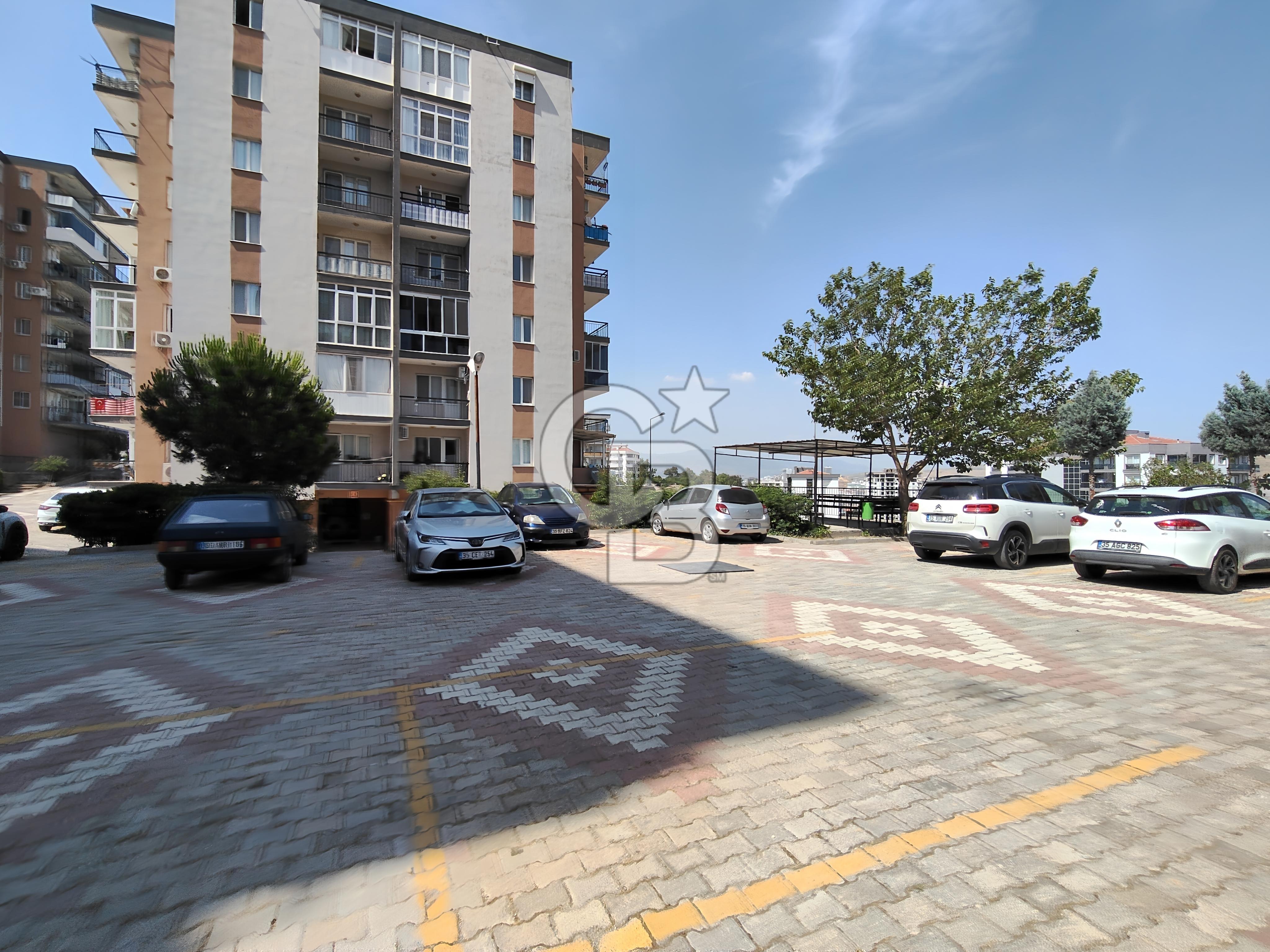 MENEMEN KOYUNDEREDE SİTE İÇERİSİNDE SATILIK 3+1 DAİRE