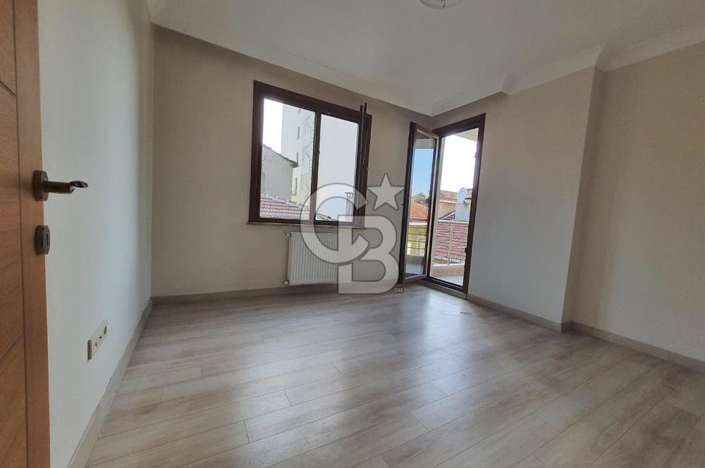 Maltepe Bağlarbaşı'nda Satılık Geniş 3+1 Daire