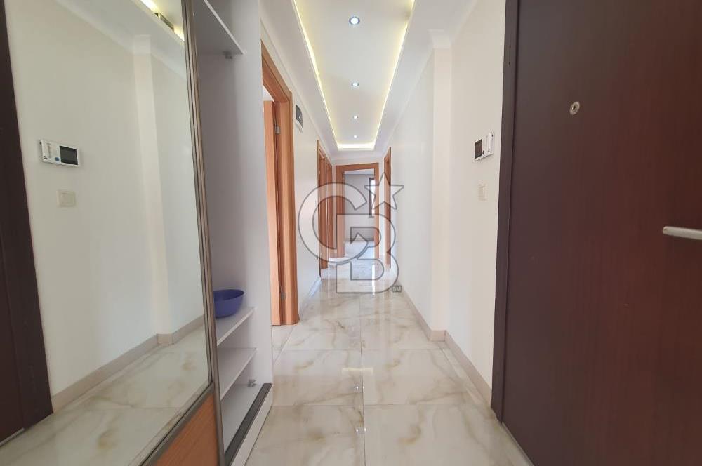 Maltepe Bağlarbaşı'nda Satılık Geniş 3+1 Daire