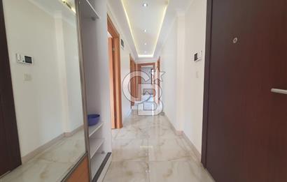Maltepe Bağlarbaşı'nda Satılık Geniş 3+1 Daire