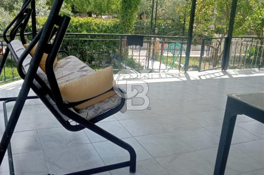 KUŞADASI DAVUTLARDA SİTE İÇERİSİNDE SATILIK TRİPLEKS VİLLA