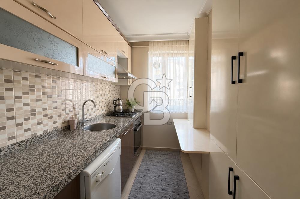 Ümraniye İnkılap Mahallesi nde Satılık 4+2 Daire