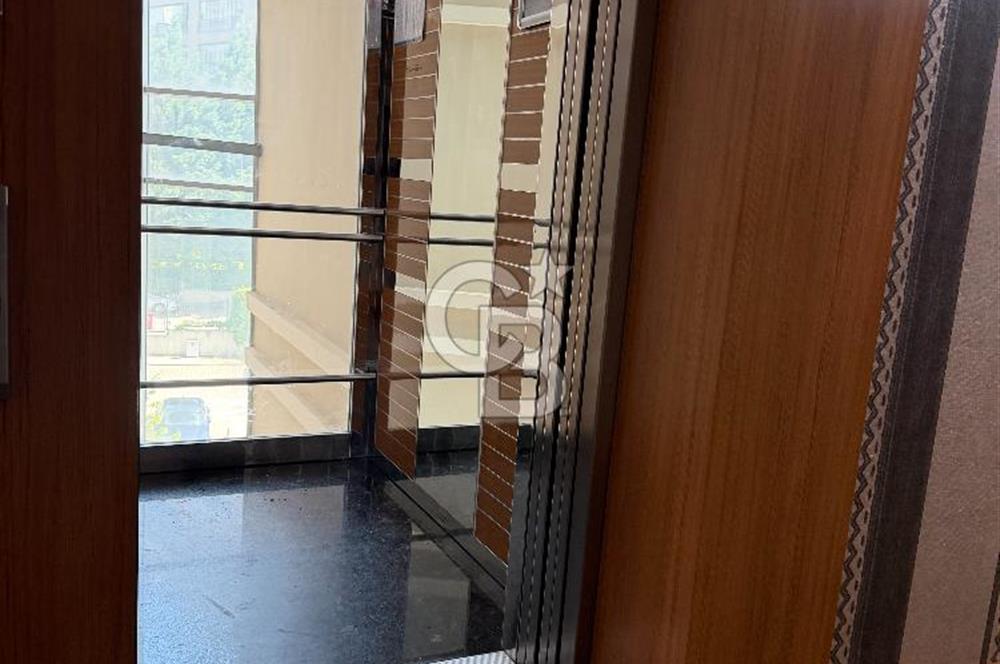 SUBAYEVLERİNDE VADİ VE ORMAN MANZARALI 4+1 SATILIK LÜKS DAİRE